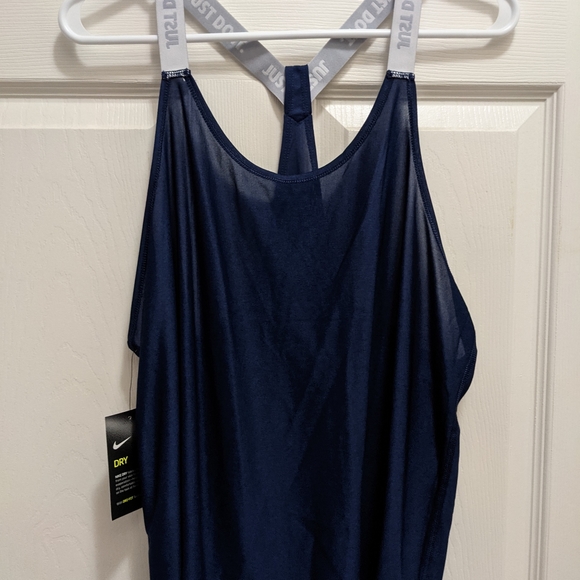 Nike Tops - ❤Ladies Nike tank top